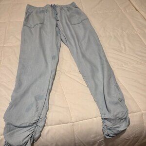 light wash jeans with drawstring and ruched hem